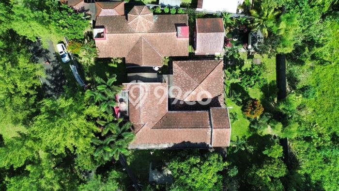 Dijual Cepat! Vila di , Ukuran 1400m2m², Kawasan Berkembang dengan nilai meningkat Dijual Cepat! Vila di , Ukuran 1400m2m², Kawasan Berkembang dengan nilai meningkat