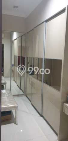 For Sale! Luxury House LT 120m2 Desain Modern di Muara Karang For Sale! Luxury House LT 120m2 Desain Modern di Muara Karang