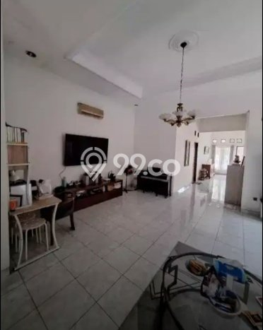 Hunian Eksklusif Dijual LT 231m2 di Tebet, Jakarta Selatan Hunian Eksklusif Dijual LT 231m2 di Tebet, Jakarta Selatan