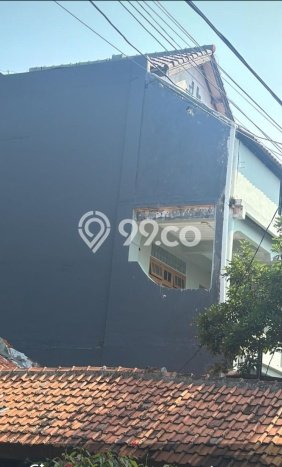 Ready to Use! Premium House LT 164m2 Desain Elegan di Rawa Belong Ready to Use! Premium House LT 164m2 Desain Elegan di Rawa Belong