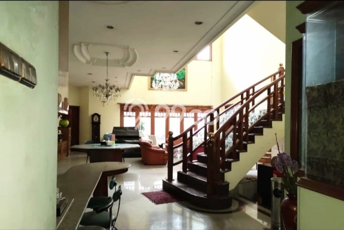 Hunian Mewah LB 800m2 Siap Huni Desain Elegan di Petukangan, Jakarta Selatan Hunian Mewah LB 800m2 Siap Huni Desain Elegan di Petukangan, Jakarta Selatan