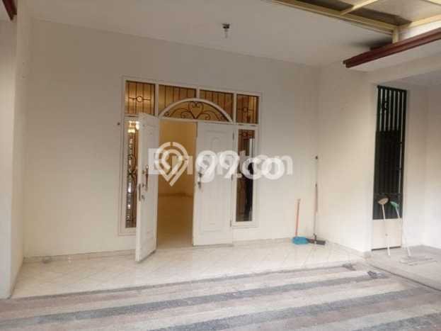 Jarang Ada! Rumah Sewa 3 Kamar Nyaman Siap Huni Dieng Jarang Ada! Rumah Sewa 3 Kamar Nyaman Siap Huni Dieng