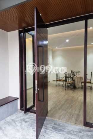 Rumah Disewakan Malang LT 138m2 LB 200m2 Kawasan Tidar Rumah Disewakan Malang LT 138m2 LB 200m2 Kawasan Tidar