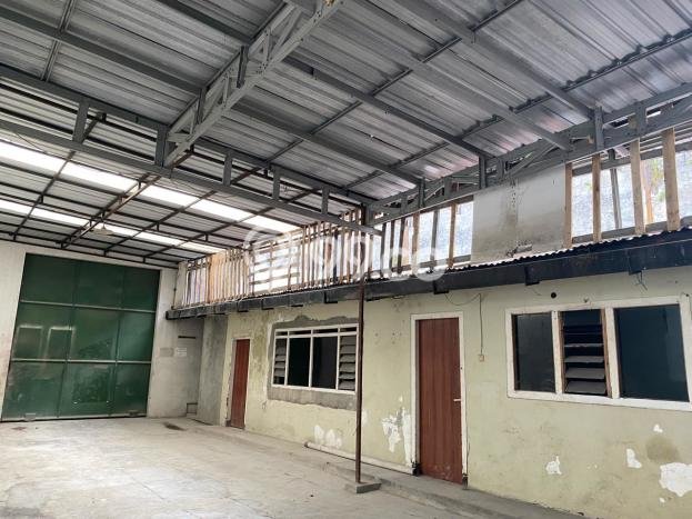 Gudang untuk Disewa di Pusat Malang Luas Bangunan 800m2 Gudang untuk Disewa di Pusat Malang Luas Bangunan 800m2