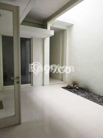 Rumah Bagus Siap Huni Di Singosari Luas 145m2 Aman Rumah Bagus Siap Huni Di Singosari Luas 145m2 Aman