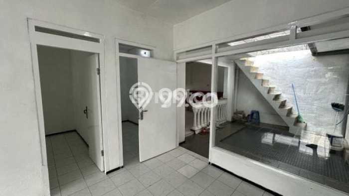 Rumah Sewa Malang LT 117m2 LB 90m2 Kawasan Tidar Rumah Sewa Malang LT 117m2 LB 90m2 Kawasan Tidar