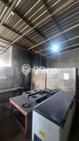 Unit Komersial disewakan di Lowokwaru Malang dengan LT 880m2 / LB 550m2 Unit Komersial disewakan di Lowokwaru Malang dengan LT 880m2 / LB 550m2