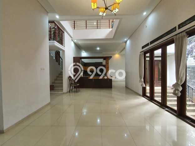 Jual Rumah Luas Megah Dengan View Cantik di Lebak Bulus, Jakarta Selatan Jual Rumah Luas Megah Dengan View Cantik di Lebak Bulus, Jakarta Selatan