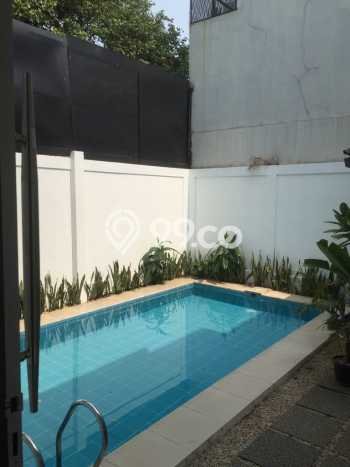 Siap Huni Hunian Elit 4 Kamar di Jagakarsa Dekat ke Mana Pun Siap Huni Hunian Elit 4 Kamar di Jagakarsa Dekat ke Mana Pun