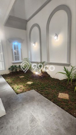 Hunian Mewah Siap Huni LT 200m2 di Kembangan, Jakarta Barat Hunian Mewah Siap Huni LT 200m2 di Kembangan, Jakarta Barat