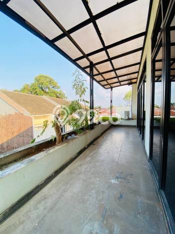 BEST CHOICE! Rumah di , 4 KM, Akses Mall, LT 250m2m² Bangunan 420m2m² BEST CHOICE! Rumah di , 4 KM, Akses Mall, LT 250m2m² Bangunan 420m2m²
