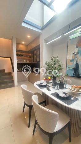 Dijual Rumah Modern 2 KT di Summarecon Crown Gading, Bekasi Dijual Rumah Modern 2 KT di Summarecon Crown Gading, Bekasi