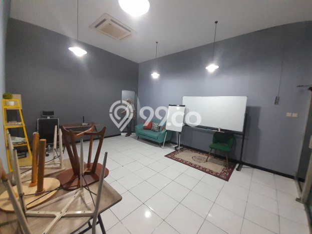 Ruko Lokasi Premium di Pondok Kelapa, Luas 135m², Ready Operasi Ruko Lokasi Premium di Pondok Kelapa, Luas 135m², Ready Operasi
