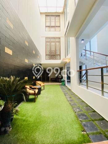 BEST CHOICE! Rumah di , 4 KM, Akses Mall, LT 250m2m² Bangunan 420m2m² BEST CHOICE! Rumah di , 4 KM, Akses Mall, LT 250m2m² Bangunan 420m2m²
