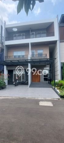 For Sale! Premium House LT 200m2 Desain Elegan di Alam Sutera For Sale! Premium House LT 200m2 Desain Elegan di Alam Sutera