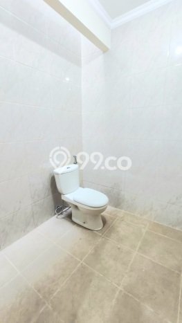 Disewakan Cepat Rumah Kondisi Baik di Area Karawaci, Tangerang Disewakan Cepat Rumah Kondisi Baik di Area Karawaci, Tangerang