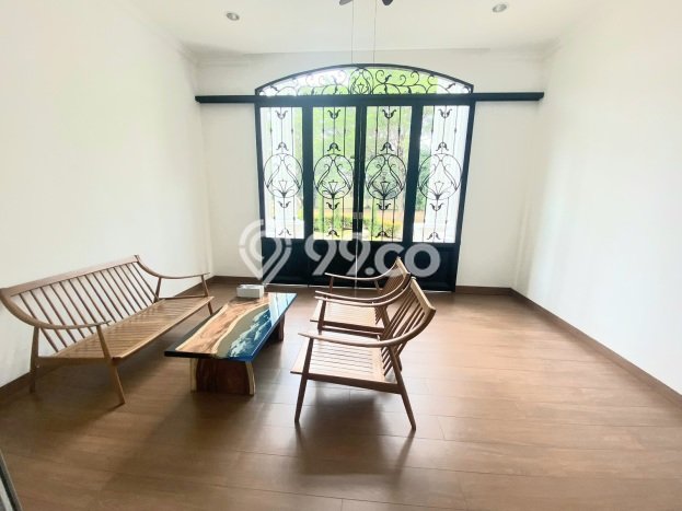 Dijual Rumah Luas Megah Dengan View Cantik di Alam Sutera, Tangerang Dijual Rumah Luas Megah Dengan View Cantik di Alam Sutera, Tangerang