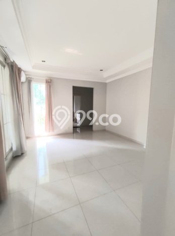 Lokasi strategis! Rumah siap pakai disewakan di Sutera Onix Alam Sutera LB 236m2 Lokasi strategis! Rumah siap pakai disewakan di Sutera Onix Alam Sutera LB 236m2