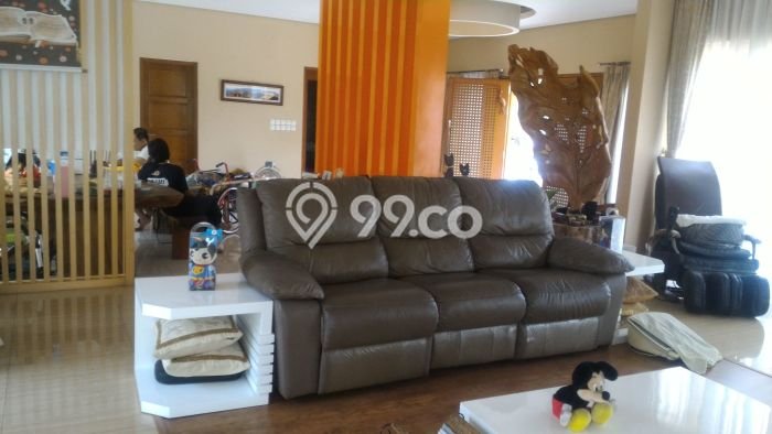 Rumah Mewah LB 500m2 Siap Huni Desain Elegan di Alam Sutera, Tangerang Rumah Mewah LB 500m2 Siap Huni Desain Elegan di Alam Sutera, Tangerang