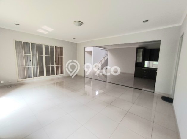 Lokasi strategis! Rumah siap pakai disewakan di Sutera Onix Alam Sutera LB 236m2 Lokasi strategis! Rumah siap pakai disewakan di Sutera Onix Alam Sutera LB 236m2
