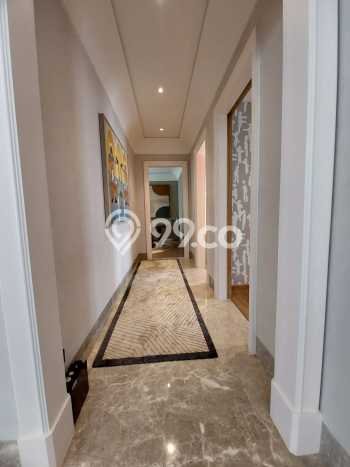 Ready to Use! Luxury House LT 312m2 Desain Modern di Alam Sutera Ready to Use! Luxury House LT 312m2 Desain Modern di Alam Sutera