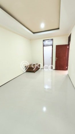 Disewakan Cepat Rumah Kondisi Baik di Area Karawaci, Tangerang Disewakan Cepat Rumah Kondisi Baik di Area Karawaci, Tangerang