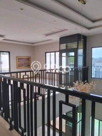 Dijual Rumah Luas Elegan Dengan View Eksklusif di Alam Sutera, Tangerang Dijual Rumah Luas Elegan Dengan View Eksklusif di Alam Sutera, Tangerang