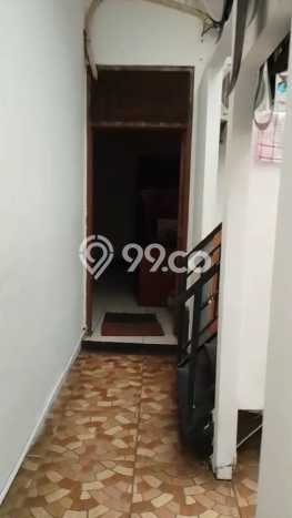 Kos-kosan Dijual di Bintaro Tangerang Selatan Luas 300m2 Kos-kosan Dijual di Bintaro Tangerang Selatan Luas 300m2