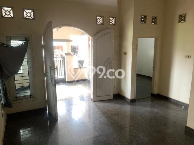 For Sale Hunian Rumah Terawat 5 KT di Tajur, Tangerang For Sale Hunian Rumah Terawat 5 KT di Tajur, Tangerang