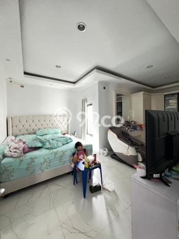Rumah Eksklusif Siap Huni LT 217m2 di Kelapa Gading, Jakarta Utara Rumah Eksklusif Siap Huni LT 217m2 di Kelapa Gading, Jakarta Utara