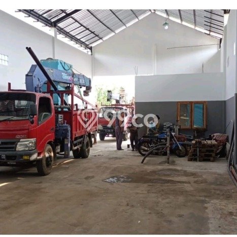 Disewakan Gudang Strategis di Kaliwungu, Luas 400m2m², Area Ramai Disewakan Gudang Strategis di Kaliwungu, Luas 400m2m², Area Ramai