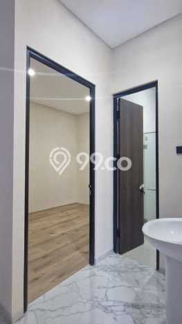 Rumah Terawat area Semarang Timur, Semarang, LT 240m2m², LB 120m2m² Rumah Terawat area Semarang Timur, Semarang, LT 240m2m², LB 120m2m²