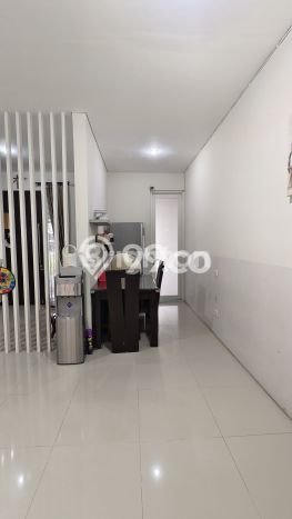 Jual Cepat Rumah 5 KT 4 KM di Kawasan Komersial , Surabaya Jual Cepat Rumah 5 KT 4 KM di Kawasan Komersial , Surabaya