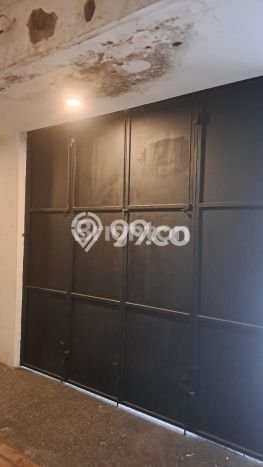 Disewakan Ruko Premium Kawasan Kebayoran Baru, Luas 30m², Area Komersial Disewakan Ruko Premium Kawasan Kebayoran Baru, Luas 30m², Area Komersial