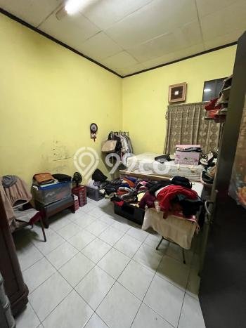 Rumah Modern 3 KT di Raya Darmo Surabaya Unfurnished Rumah Modern 3 KT di Raya Darmo Surabaya Unfurnished