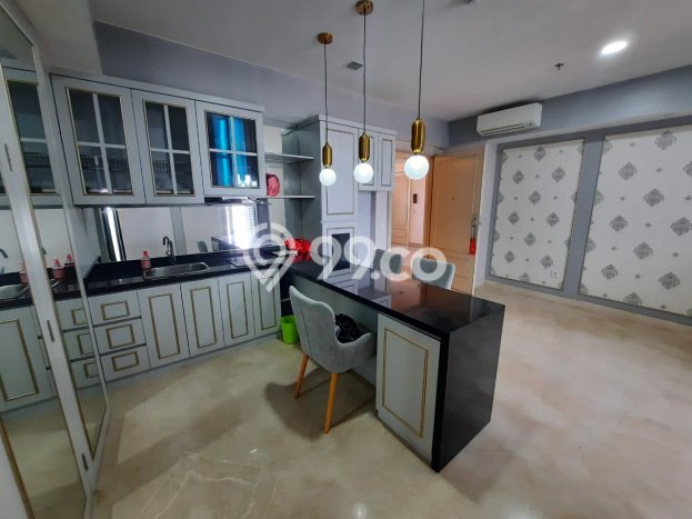 Apartemen Sewa 3 Kamar Murah Siap Huni di Surabaya, Luas 100m2 Apartemen Sewa 3 Kamar Murah Siap Huni di Surabaya, Luas 100m2