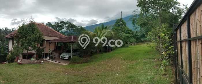 For Sale! Luxury House LT 13315m2 Desain Elegan di Baturaden For Sale! Luxury House LT 13315m2 Desain Elegan di Baturaden