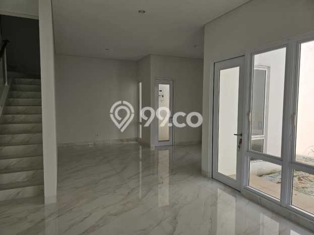 Dijual Rumah Mewah Megah Dengan View Eksklusif di Gading Serpong, Tangerang Dijual Rumah Mewah Megah Dengan View Eksklusif di Gading Serpong, Tangerang