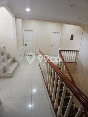 Jual Rumah Mewah Elegan Dengan View Cantik di Taman Grisenda, Jakarta Utara Jual Rumah Mewah Elegan Dengan View Cantik di Taman Grisenda, Jakarta Utara