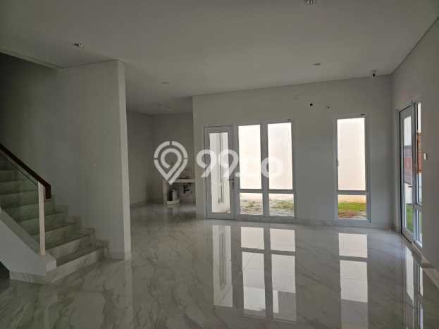 Dijual Rumah Mewah Megah Dengan View Eksklusif di Gading Serpong, Tangerang Dijual Rumah Mewah Megah Dengan View Eksklusif di Gading Serpong, Tangerang