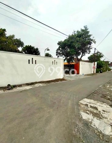 Lahan Kosong Dijual di Solo dengan Area 1402m2 Lahan Kosong Dijual di Solo dengan Area 1402m2