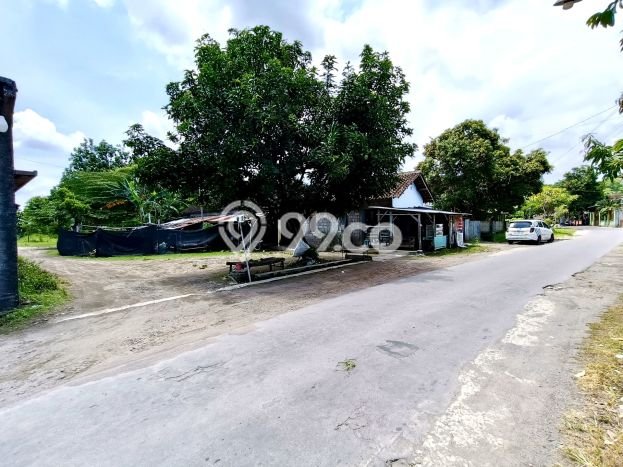 Kavling Tanah Dijual di Colomadu, Solo, Luas 2020m2 Area Strategis Kavling Tanah Dijual di Colomadu, Solo, Luas 2020m2 Area Strategis