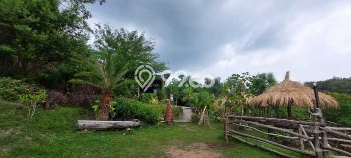 Unit Komersial Dijual di Gentan Solo 1000m2 Unit Komersial Dijual di Gentan Solo 1000m2