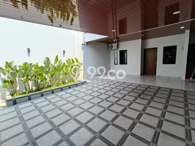 Disewakan Segera Rumah Kondisi Baik di Kawasan Laweyan, Solo Disewakan Segera Rumah Kondisi Baik di Kawasan Laweyan, Solo