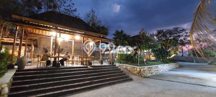 Unit Komersial Dijual di Gentan Solo 1000m2 Unit Komersial Dijual di Gentan Solo 1000m2