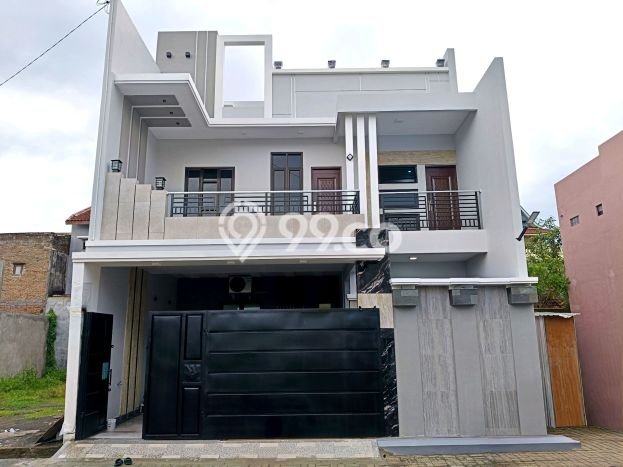 Dijual Hunian Mewah dengan Fasilitas Sekitar Komplit di Banjarsari, Solo Dijual Hunian Mewah dengan Fasilitas Sekitar Komplit di Banjarsari, Solo