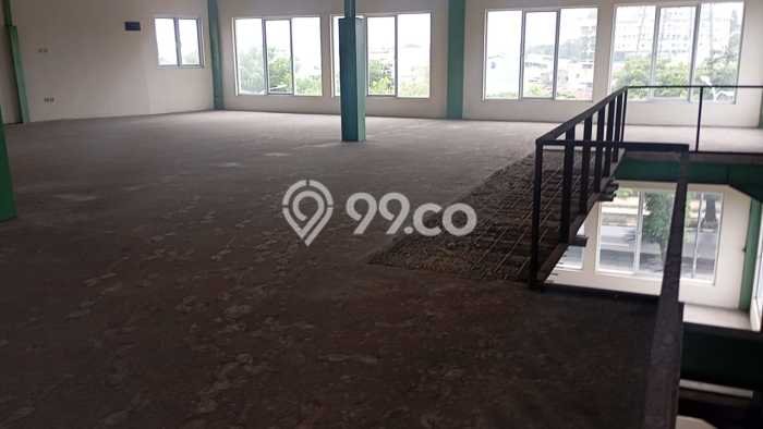 Ruko Kawasan Komersial di Daan Mogot, Luas 759m2m², Ramai Ruko Kawasan Komersial di Daan Mogot, Luas 759m2m², Ramai