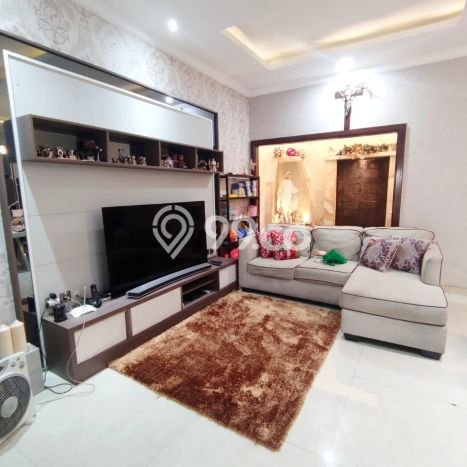 Rumah Mewah LB 200m2 Siap Huni Desain Elegan di Villa Meruya, Jakarta Barat Rumah Mewah LB 200m2 Siap Huni Desain Elegan di Villa Meruya, Jakarta Barat