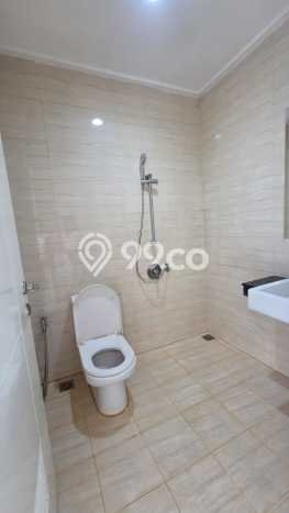 Disewakan Kantor di Kawasan Ramai Green Lake City Luas 135m2 Disewakan Kantor di Kawasan Ramai Green Lake City Luas 135m2