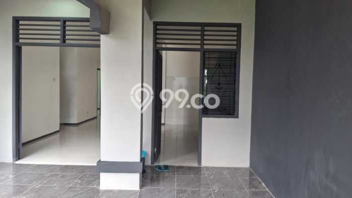 Disewakan! Rumah 3 Kamar Tidur &
2 Kamar Mandi di Metland Puri, Jakarta Barat Disewakan! Rumah 3 Kamar Tidur &
2 Kamar Mandi di Metland Puri, Jakarta Barat